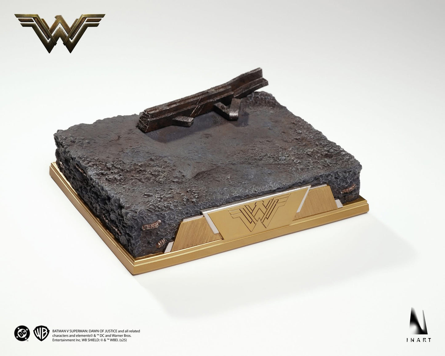 Preventa Figura Wonder Woman marca INART A023 escala 1/6