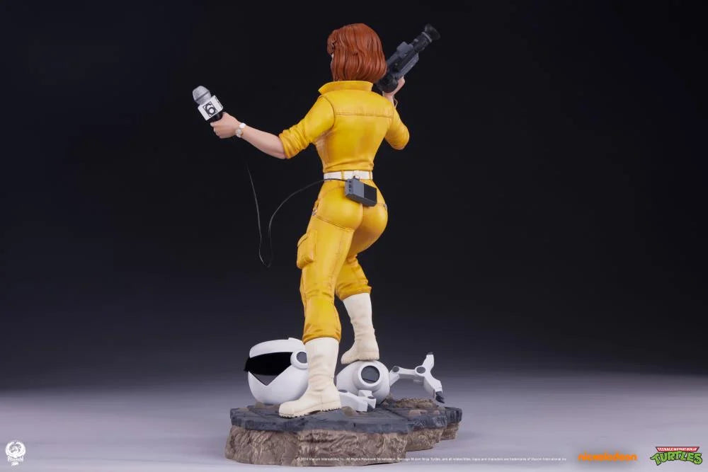 Pedido Estatua April O'Neil - Teenage Mutant Ninja Turtles - Premier Series marca PCS Collectibles escala 1/4