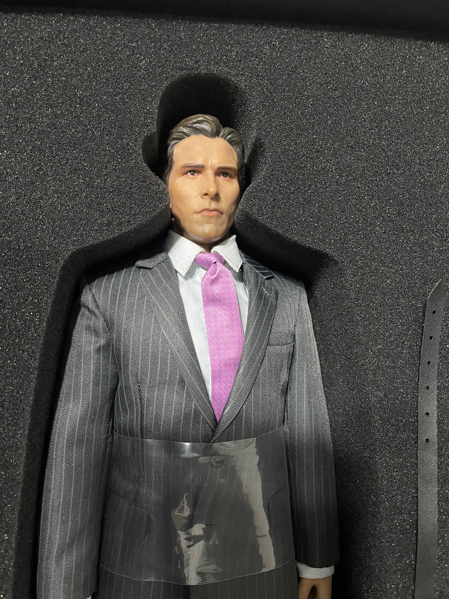 Figura Millionaire marca Kento Studio K001 x EM Custom Studios escala 1/6