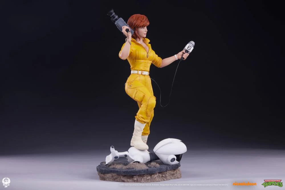 Pedido Estatua April O'Neil - Teenage Mutant Ninja Turtles - Premier Series marca PCS Collectibles escala 1/4