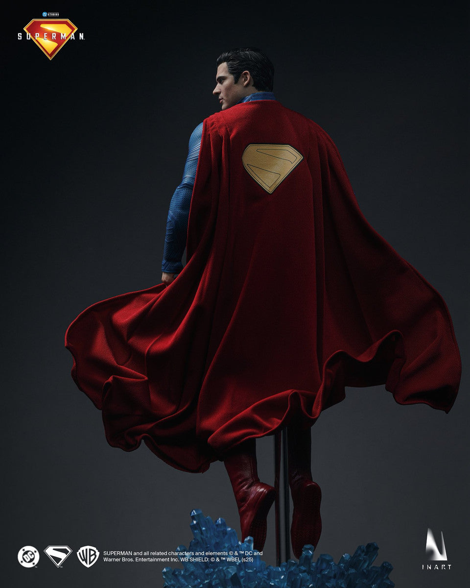 Preventa Figura SUPERMAN (con Krypto) - Superman (2025) marca INART A021 escala 1/6