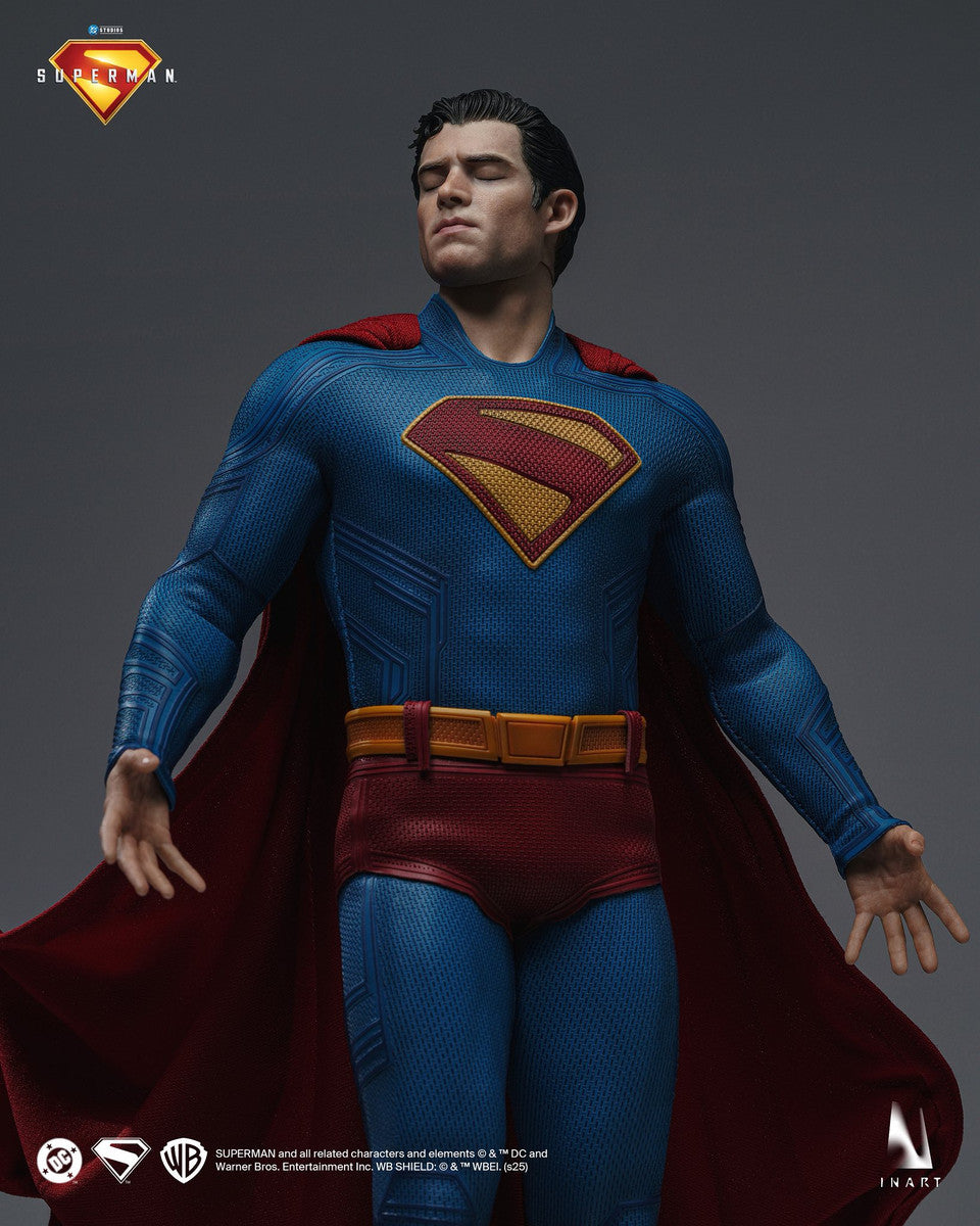Preventa Figura SUPERMAN (con Krypto) - Superman (2025) marca INART A021 escala 1/6