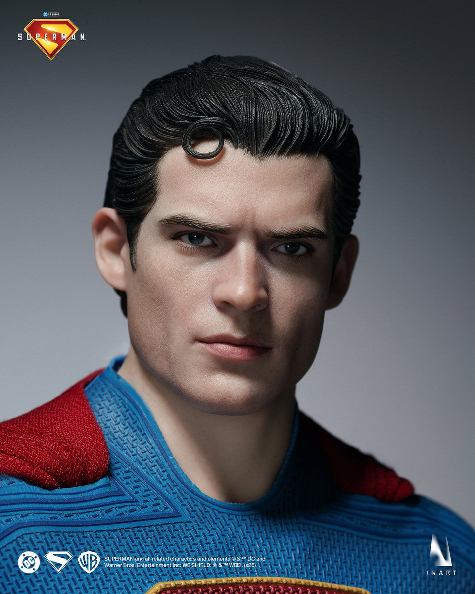 Preventa Figura SUPERMAN (con Krypto) - Superman (2025) marca INART A021 escala 1/6