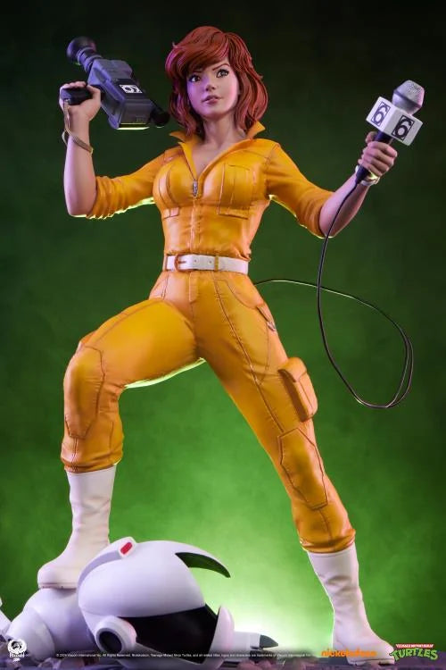 Pedido Estatua April O'Neil - Teenage Mutant Ninja Turtles - Premier Series marca PCS Collectibles escala 1/4