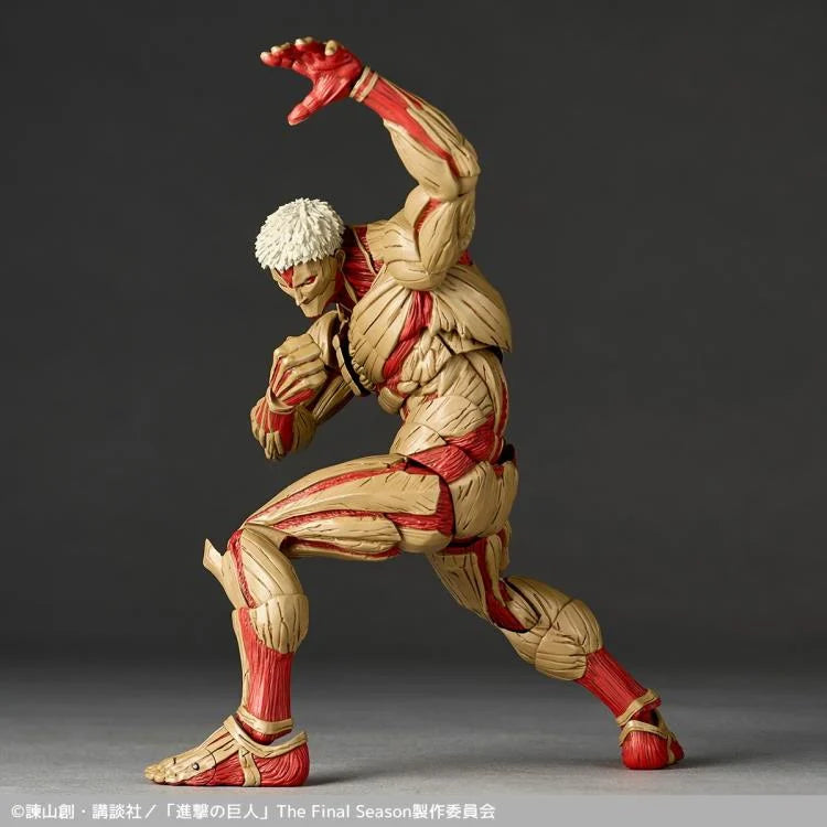 Preventa Figura Armored Titan (Reiner Braun) - Attack on Titan / Shingeki no Kyojin - Amazing Yamaguchi Revoltech marca Kaiyodo NR069 (17 cm)
