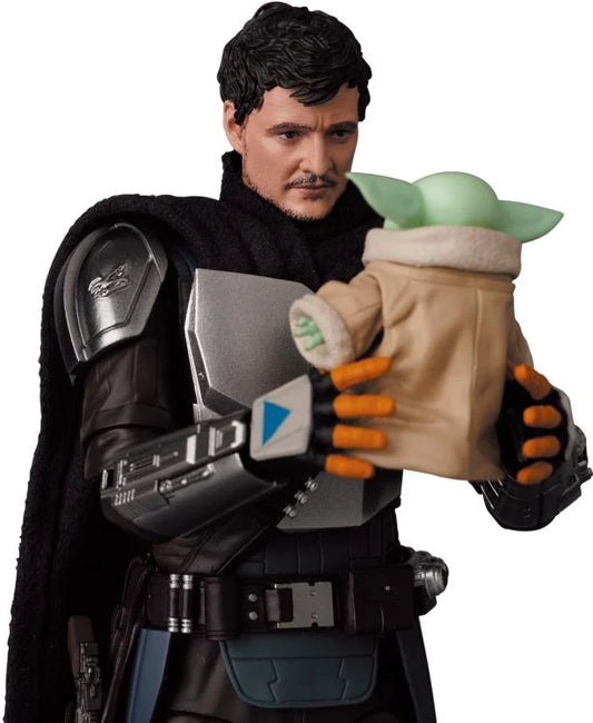 Pedido Figura The Mandalorian (versión 2.0) - The Mandalorian - MAFEX marca Medicom Toy No.200 escala pequeña 1/12