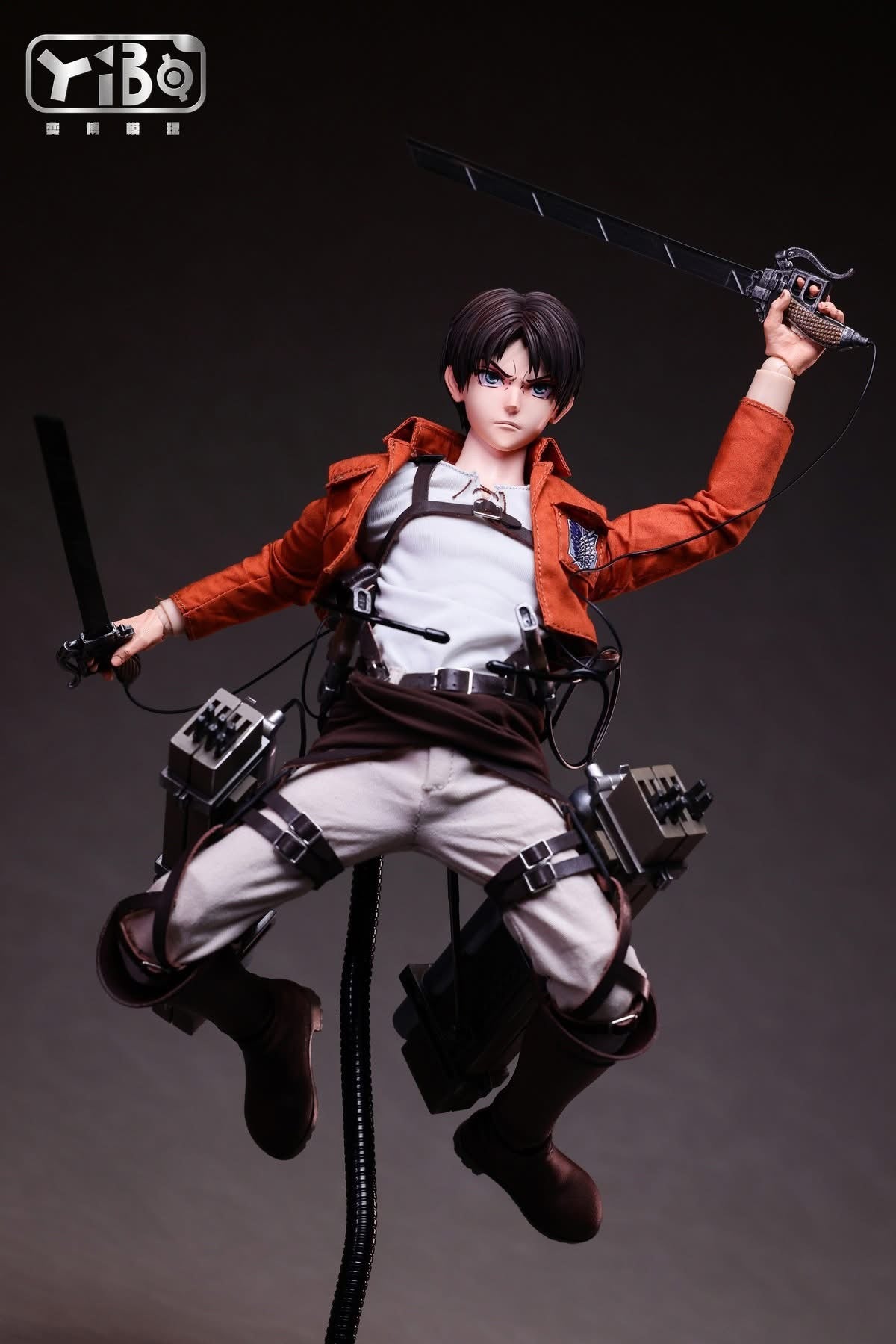 Preventa Figura Eren (pack doble) marca Yibo Toys YB-R2014 escala 1/6