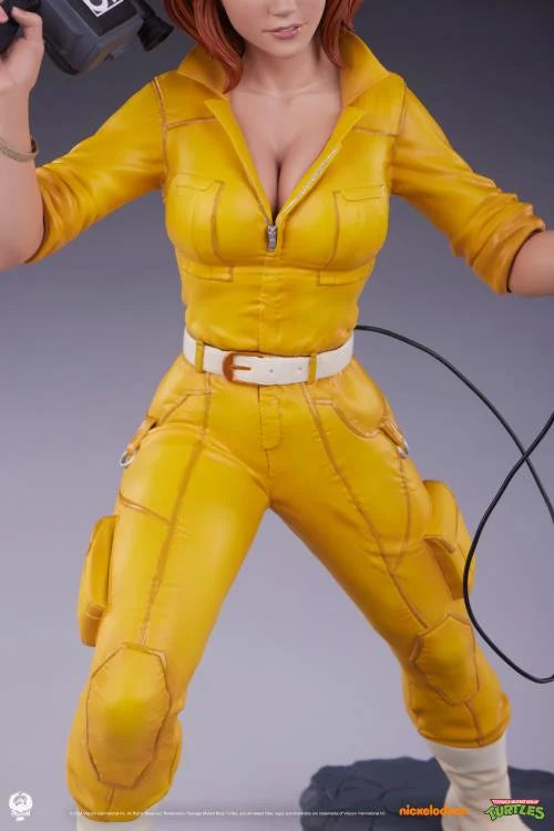 Pedido Estatua April O'Neil - Teenage Mutant Ninja Turtles - Premier Series marca PCS Collectibles escala 1/4