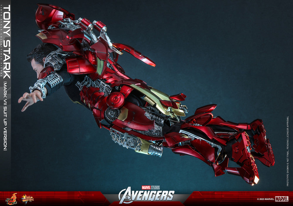 Preventa Figura Tony Stark (Mark VII Suit Up Version) The Avengers marca Hot Toys MMS718 escala 1/6