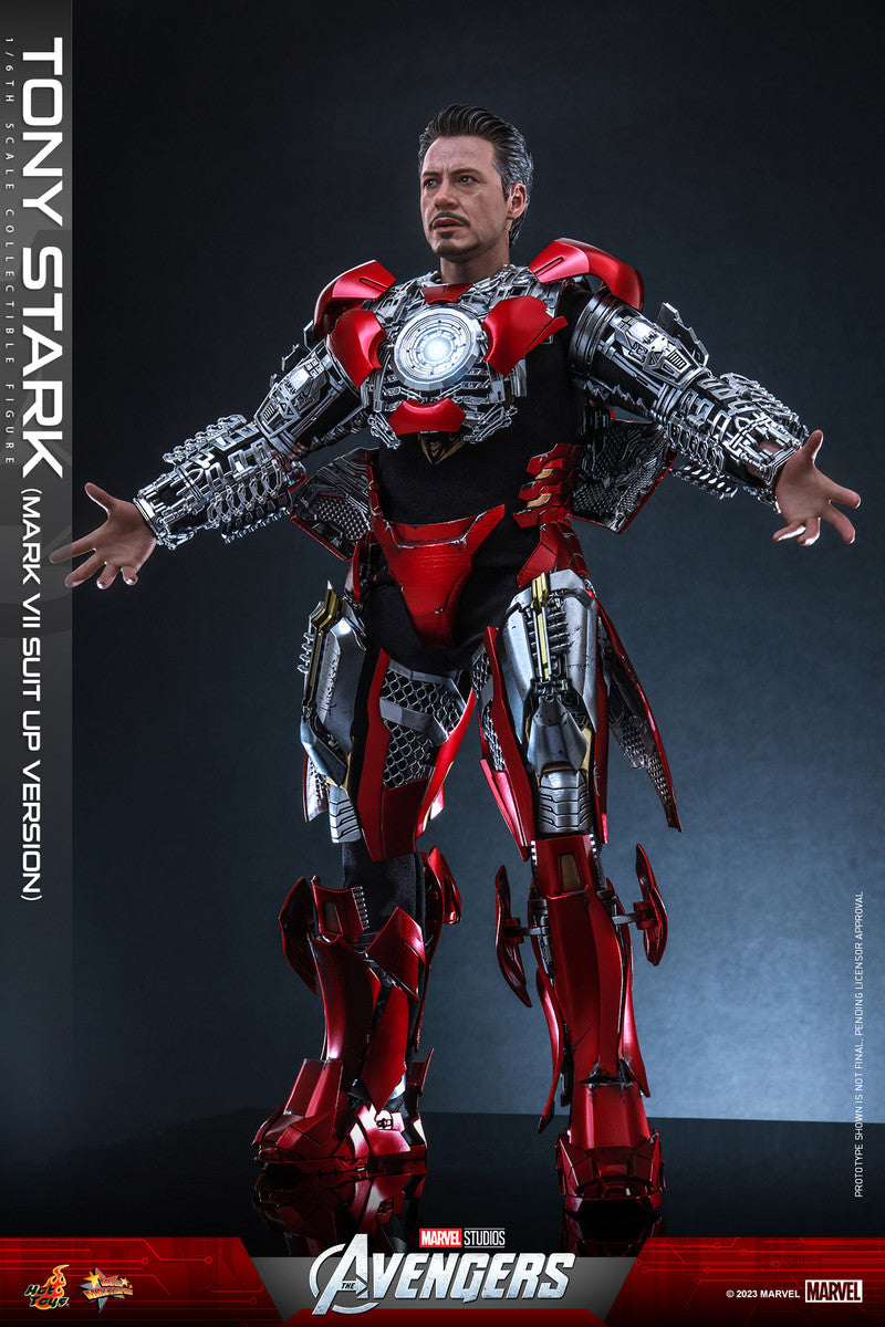 Preventa Figura Tony Stark (Mark VII Suit Up Version) The Avengers marca Hot Toys MMS718 escala 1/6