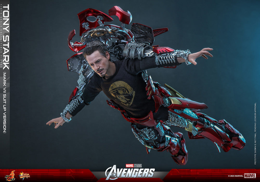 Preventa Figura Tony Stark (Mark VII Suit Up Version) The Avengers marca Hot Toys MMS718 escala 1/6