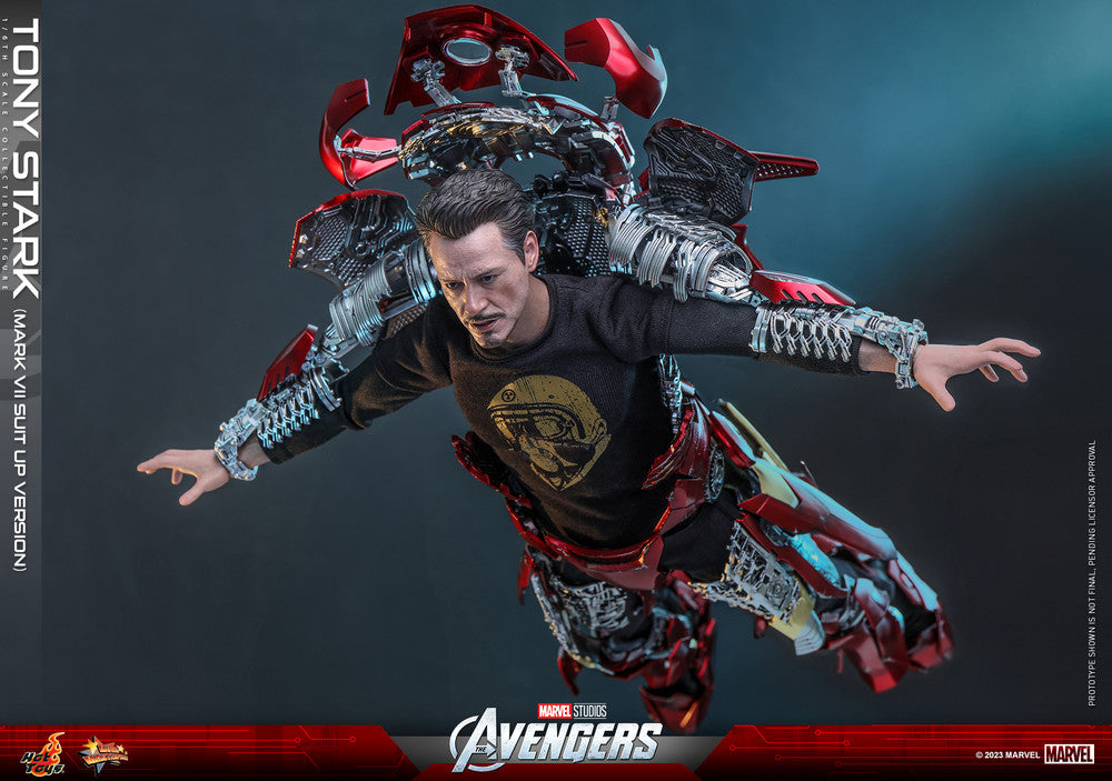 Preventa Figura Tony Stark (Mark VII Suit Up Version) The Avengers marca Hot Toys MMS718 escala 1/6