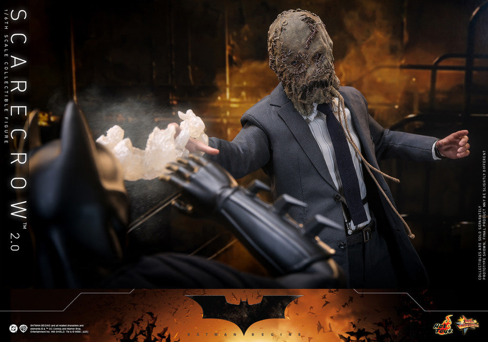 Preventa Figura Scarecrow (2.0) - Batman Begins marca Hot Toys MMS801 escala 1/6