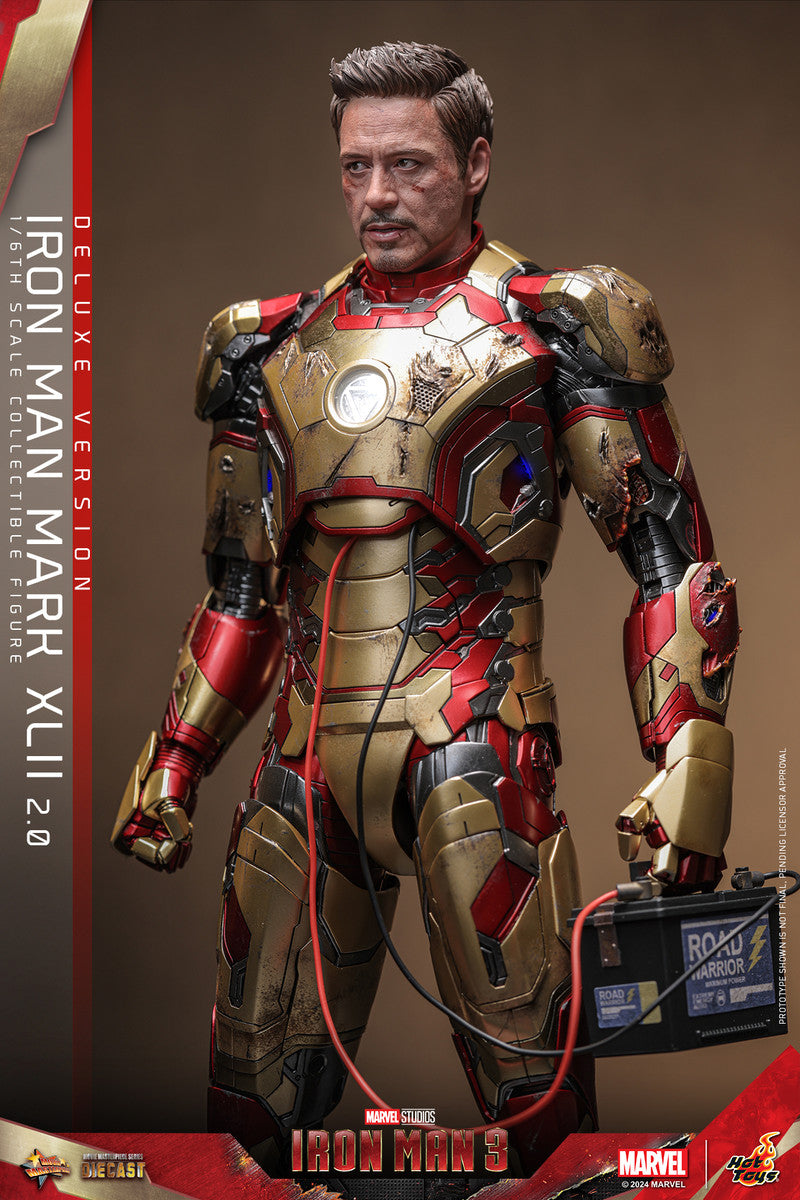 Preventa Figura Iron Man Mark XLII (2.0) (DELUXE) - Iron Man 3 marca Hot Toys MMS759D66 escala 1/6