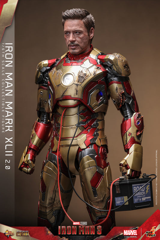 Preventa Figura Iron Man Mark XLII (2.0) - Iron Man 3 marca Hot Toys MMS758D65 escala 1/6