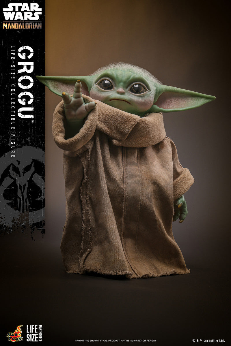 Preventa Figura Grogu (Tamaño real) - The Mandalorian marca Hot Toys LMS015 escala real 1/1