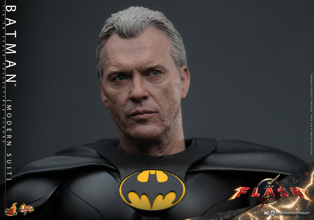 Pedido Figura BATMAN (Modern Suit) - The Flash marca Hot Toys MMS712 escala 1/6