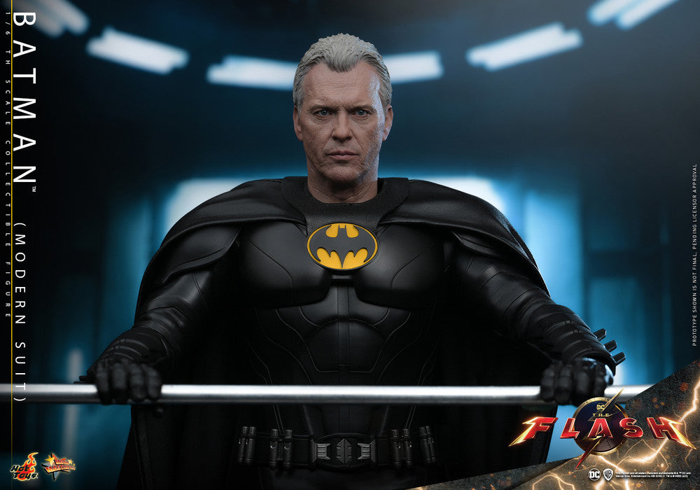 Pedido Figura BATMAN (Modern Suit) - The Flash marca Hot Toys MMS712 escala 1/6