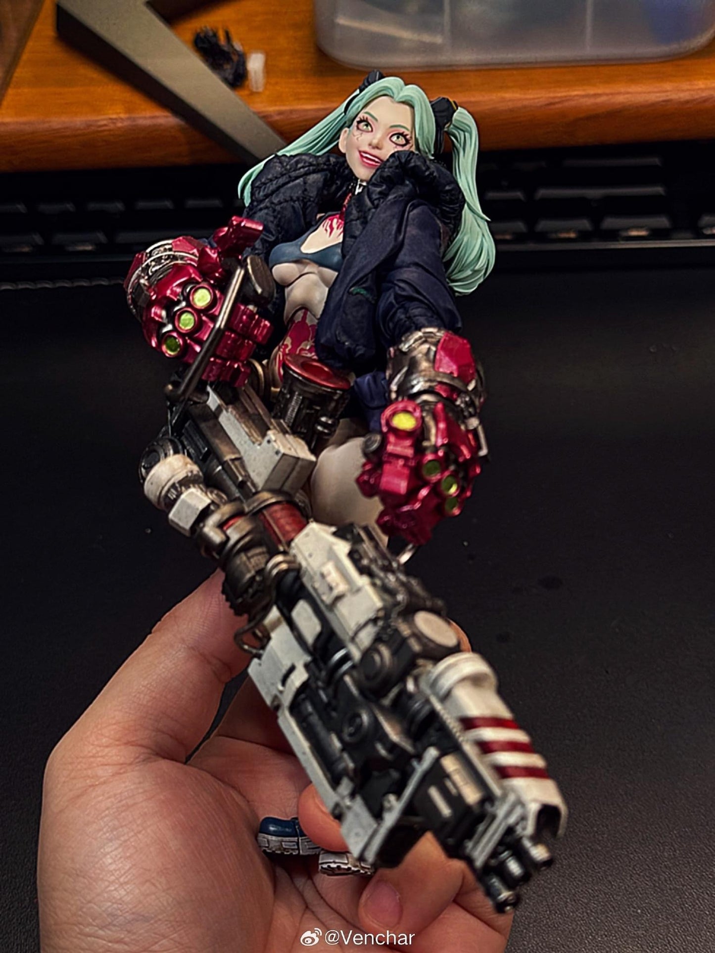 Pedido Figura GUN GIRL (Deluxe version) marca Romankey x COWL escala pequeña 1/12