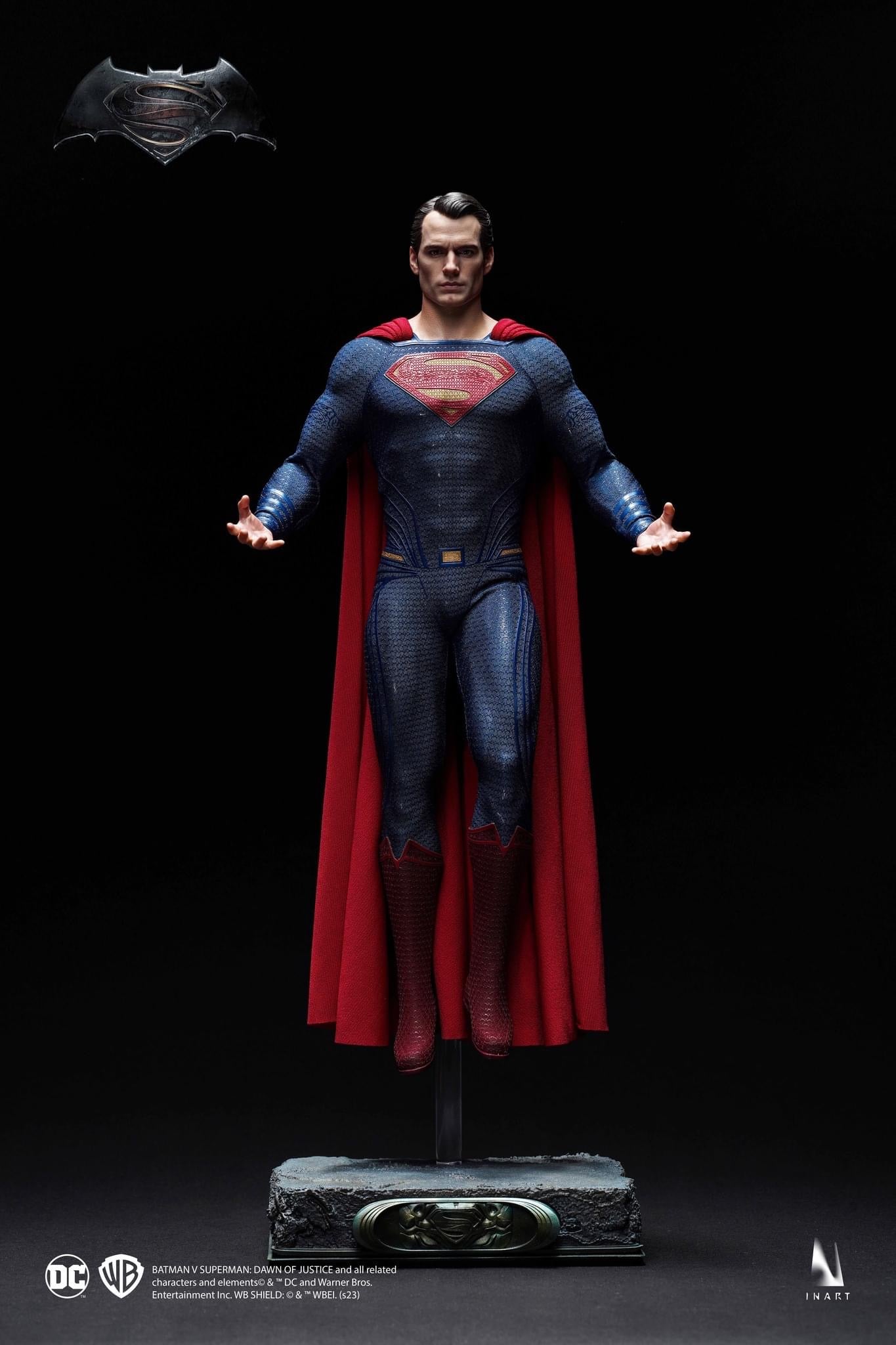 Pedido Figura SUPERMAN - Batman v Superman: Dawn of Justice marca Inart Queen Studios AG007 escala 1/6 (SOLO 1 DISPONIBLE)