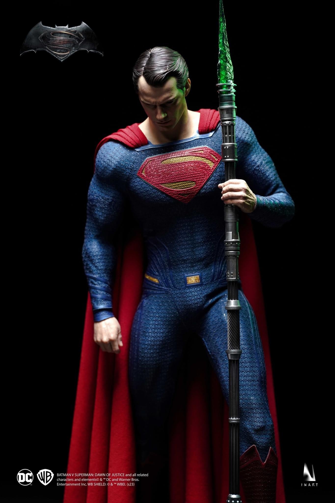 Pedido Figura SUPERMAN - Batman v Superman: Dawn of Justice marca Inart Queen Studios AG007 escala 1/6 (SOLO 1 DISPONIBLE)
