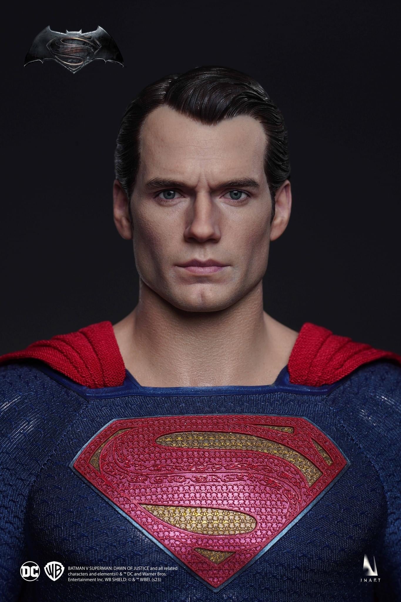 Pedido Figura SUPERMAN - Batman v Superman: Dawn of Justice marca Inart Queen Studios AG007 escala 1/6 (SOLO 1 DISPONIBLE)