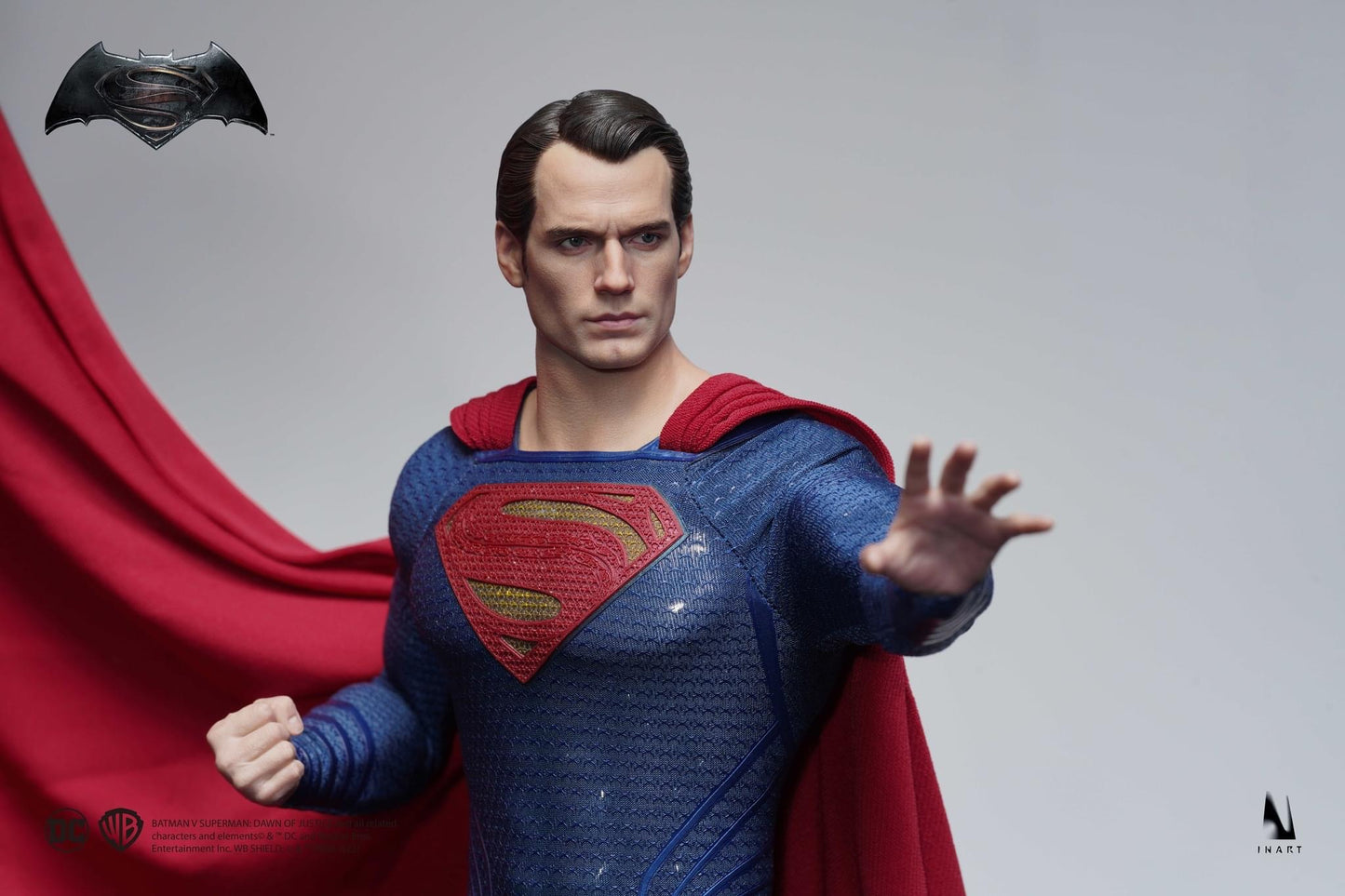 Pedido Figura SUPERMAN - Batman v Superman: Dawn of Justice marca Inart Queen Studios AG007 escala 1/6 (SOLO 1 DISPONIBLE)