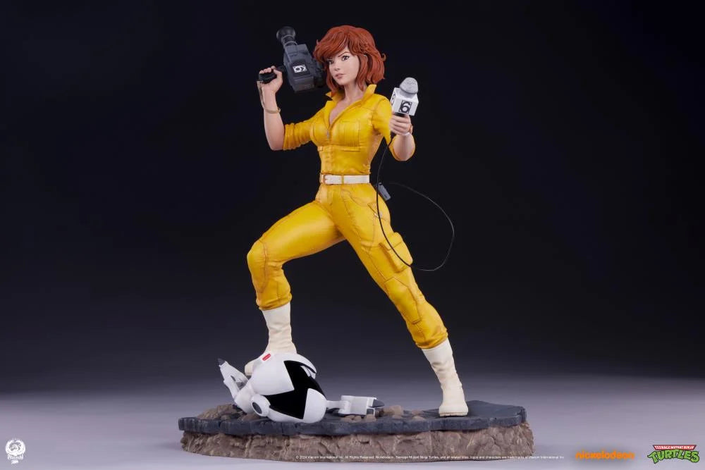 Pedido Estatua April O'Neil - Teenage Mutant Ninja Turtles - Premier Series marca PCS Collectibles escala 1/4