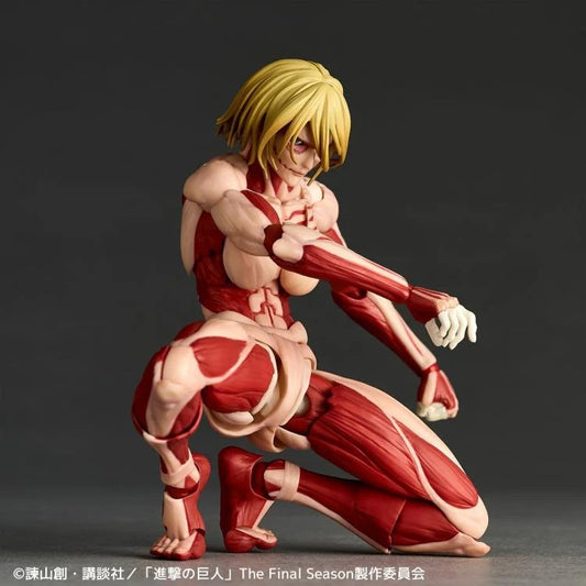 Preventa Figura Female Titan (Annie Leonhart) - Attack on Titan / Shingeki no Kyojin - Amazing Yamaguchi Revoltech marca Kaiyodo NR068 (16 cm)