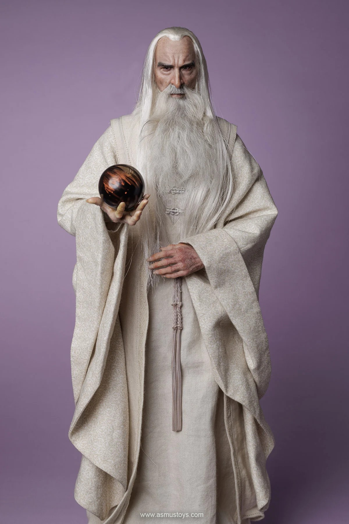 Preventa Figura Saruman - The Lord of the Rings Trilogy - Crown Series marca Asmus Toys CRW005 escala 1/6