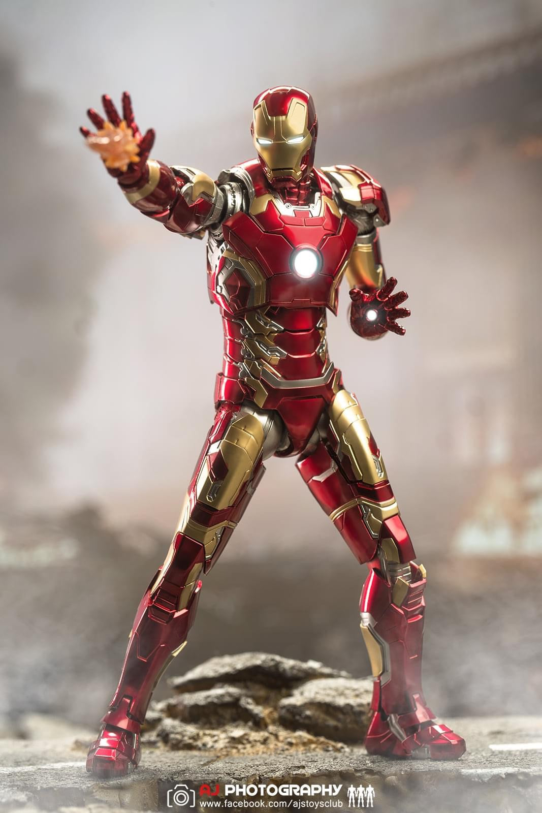 Pedido Figura DLX Iron Man Mark 43 - Avengers Infinity Saga marca Threezero 3Z0247 escala pequeña 1/12 (resurtido)