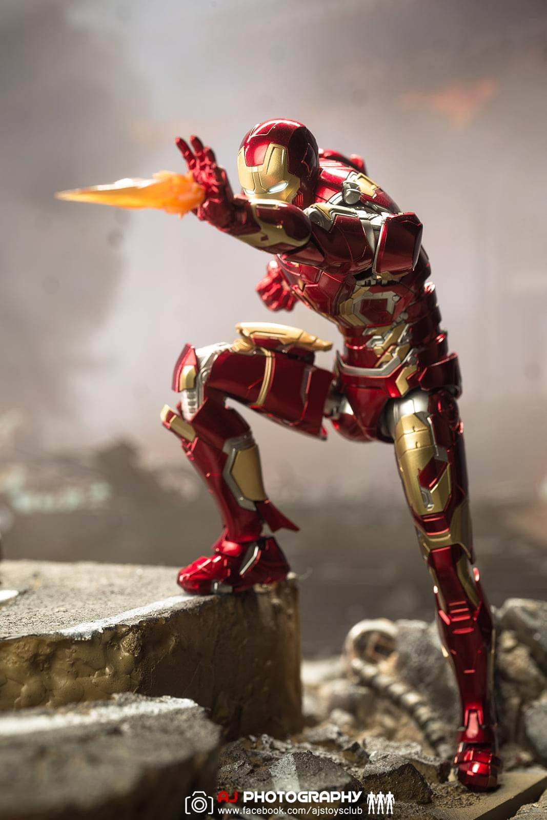 Pedido Figura DLX Iron Man Mark 43 - Avengers Infinity Saga marca Threezero 3Z0247 escala pequeña 1/12 (resurtido)