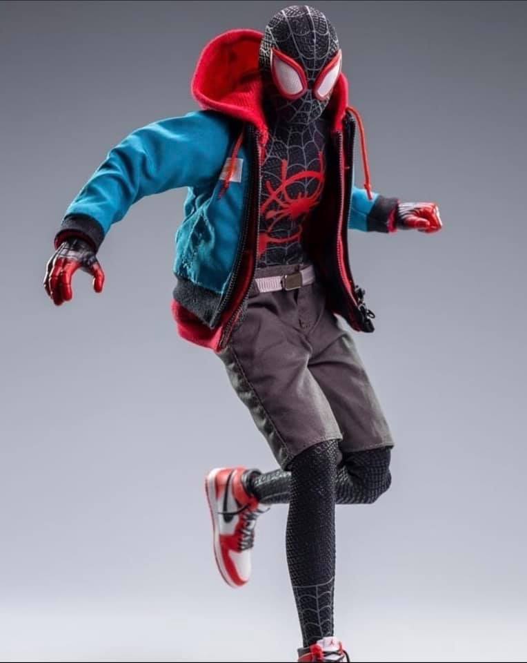 Pedido Figura Miles Battle Suit marca Young Rich SP002 escala 1/6