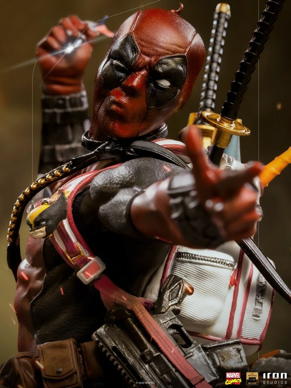 Pedido Estatua Deadpool Deluxe - Marvel Comics marca Iron Studios BDS escala de arte 1/10