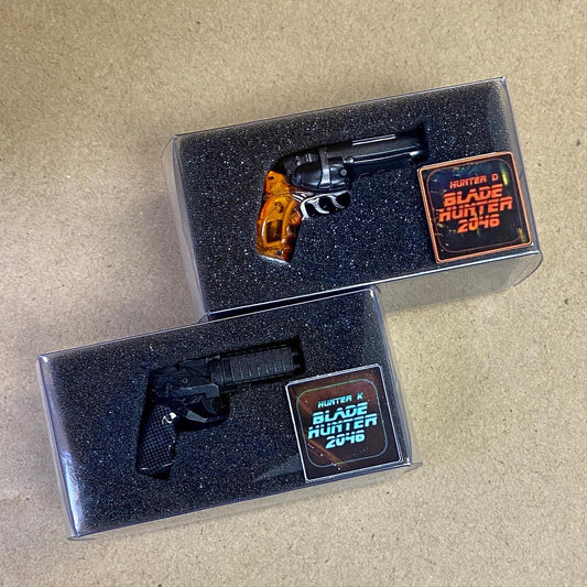 Pedido Accesorio Pistolas Hunter D y K (2 versiones) marca Supermad Toys escala 1/6