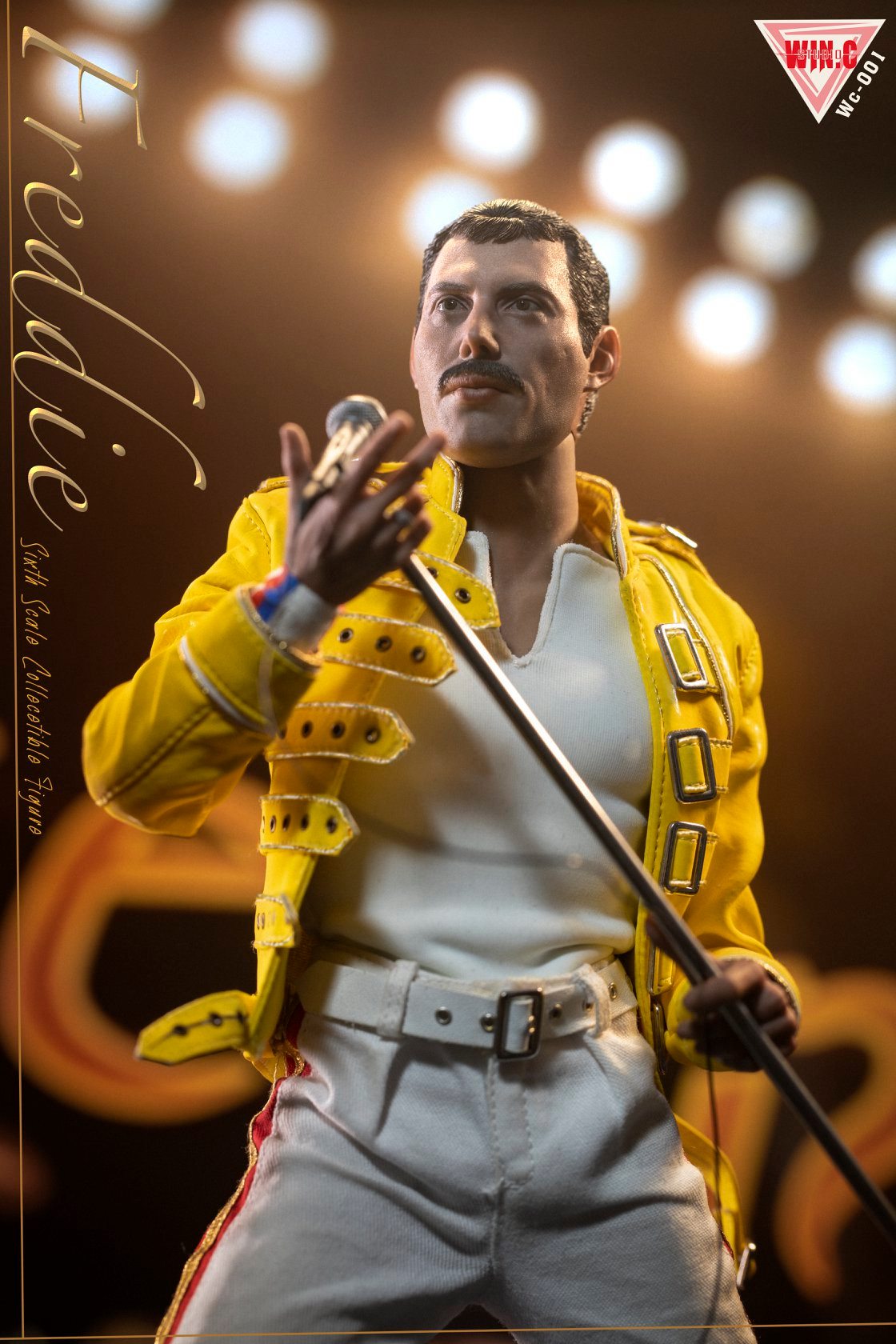 Pedido Set de Ropa Freddie chaqueta amarilla marca Win.C Studio WC001A escala 1/6