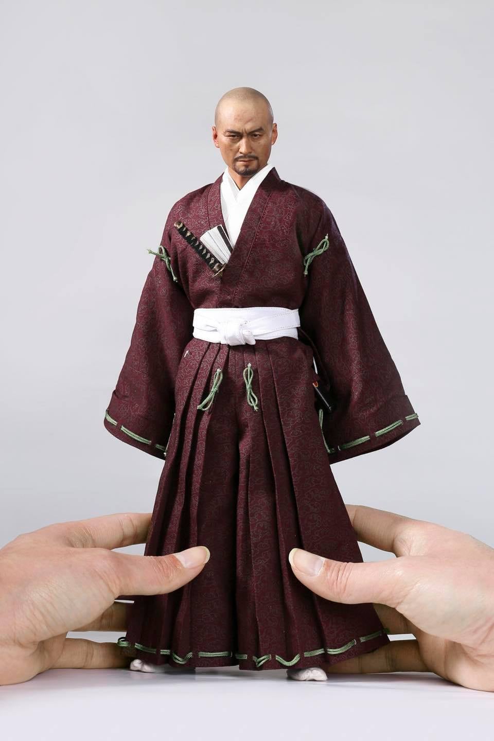 Pedido Figura Benevolent Samurai (Robes version) marca Poptoys EX034 escala 1/6 (BACK-ORDER)