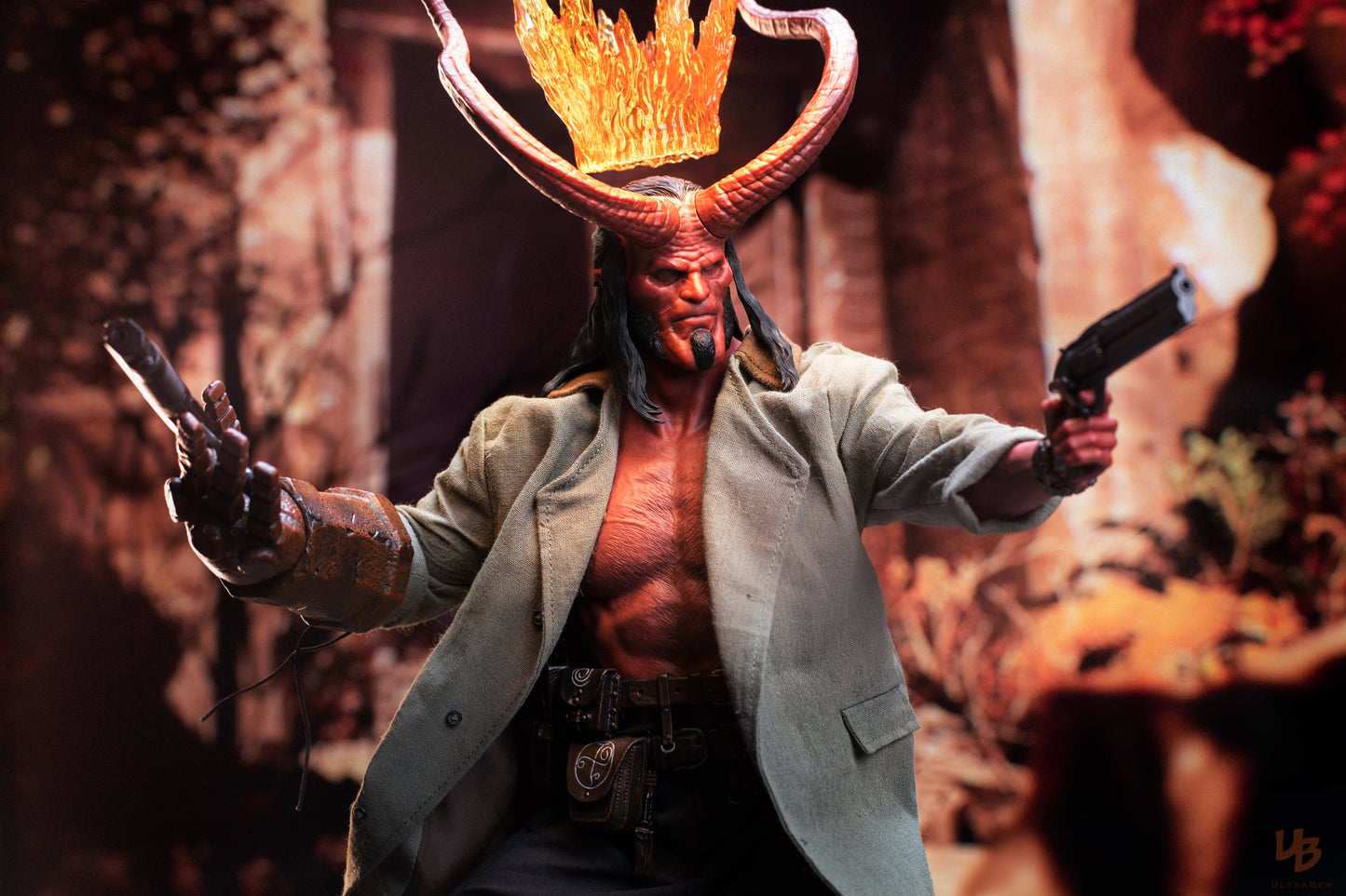 Pedido Figura Hellboy (2019) marca Hot Toys MMS527 escala 1/6