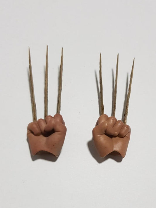 Pedido Accesorio Garras de hueso marca Hot Toys escala 1/6
