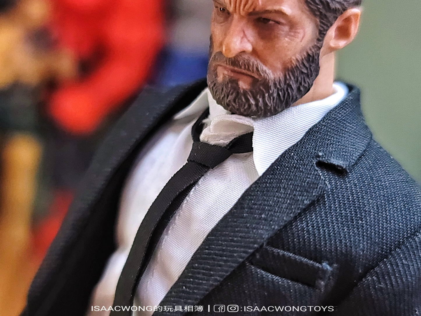 Pedido Figura Logan traje negro marca Nota Studio escala pequeña 1/12