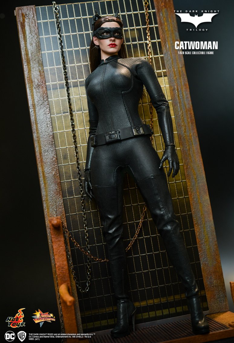 Preventa Figura Catwoman - The Dark Knight Trilogy marca Hot Toys MMS627 escala 1/6