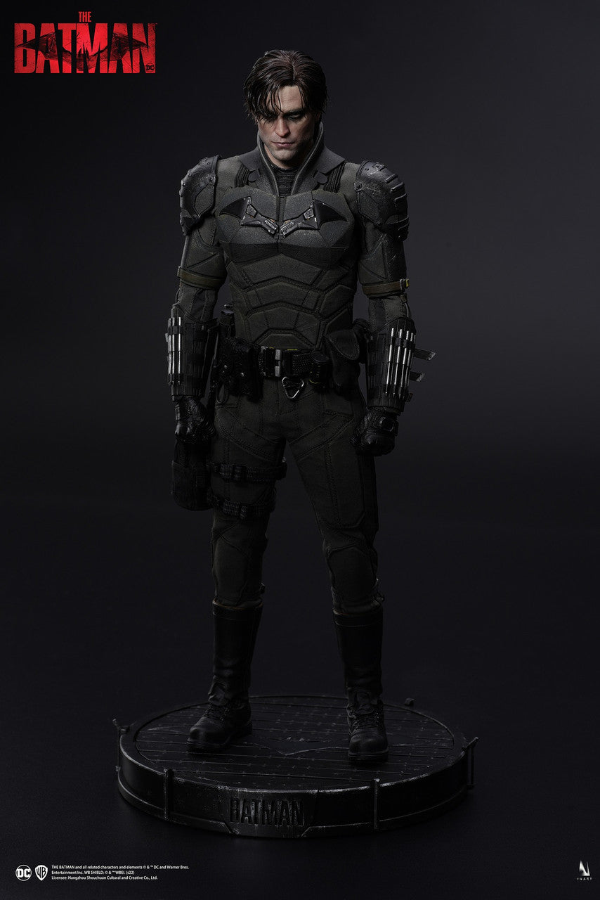 Preventa Set de Figuras The Batman & Bruce Wayne & Bat-signal Inart (Deluxe Edition) (Cabellos enraizados) marca Queen Studios escala 1/6