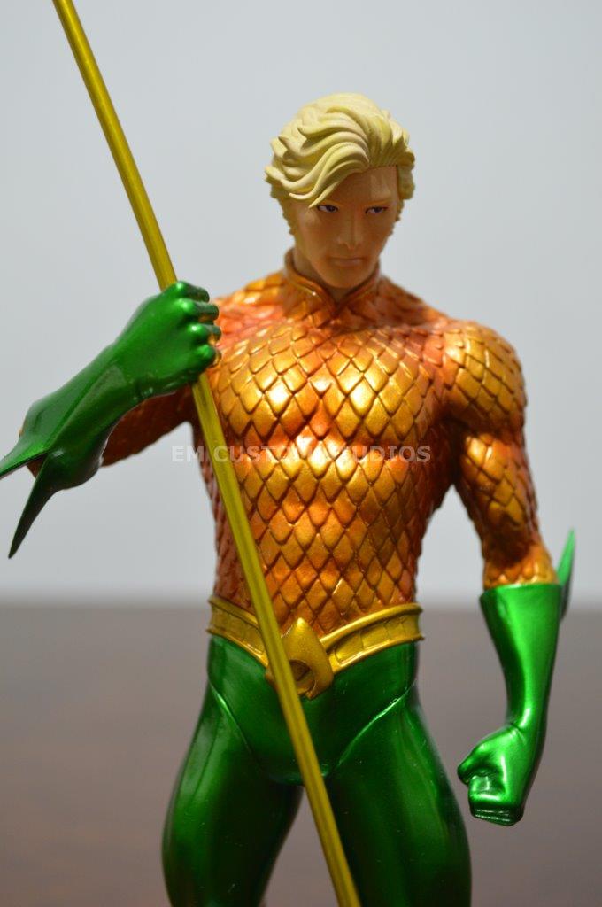 Estatua Aquaman - Justice League - The New 52 marca Kotobukiya serie ArtFX escala 1/10
