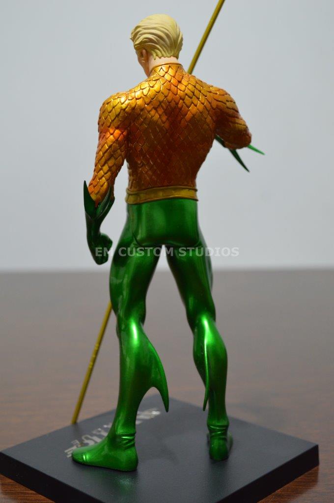 Estatua Aquaman - Justice League - The New 52 marca Kotobukiya serie ArtFX escala 1/10