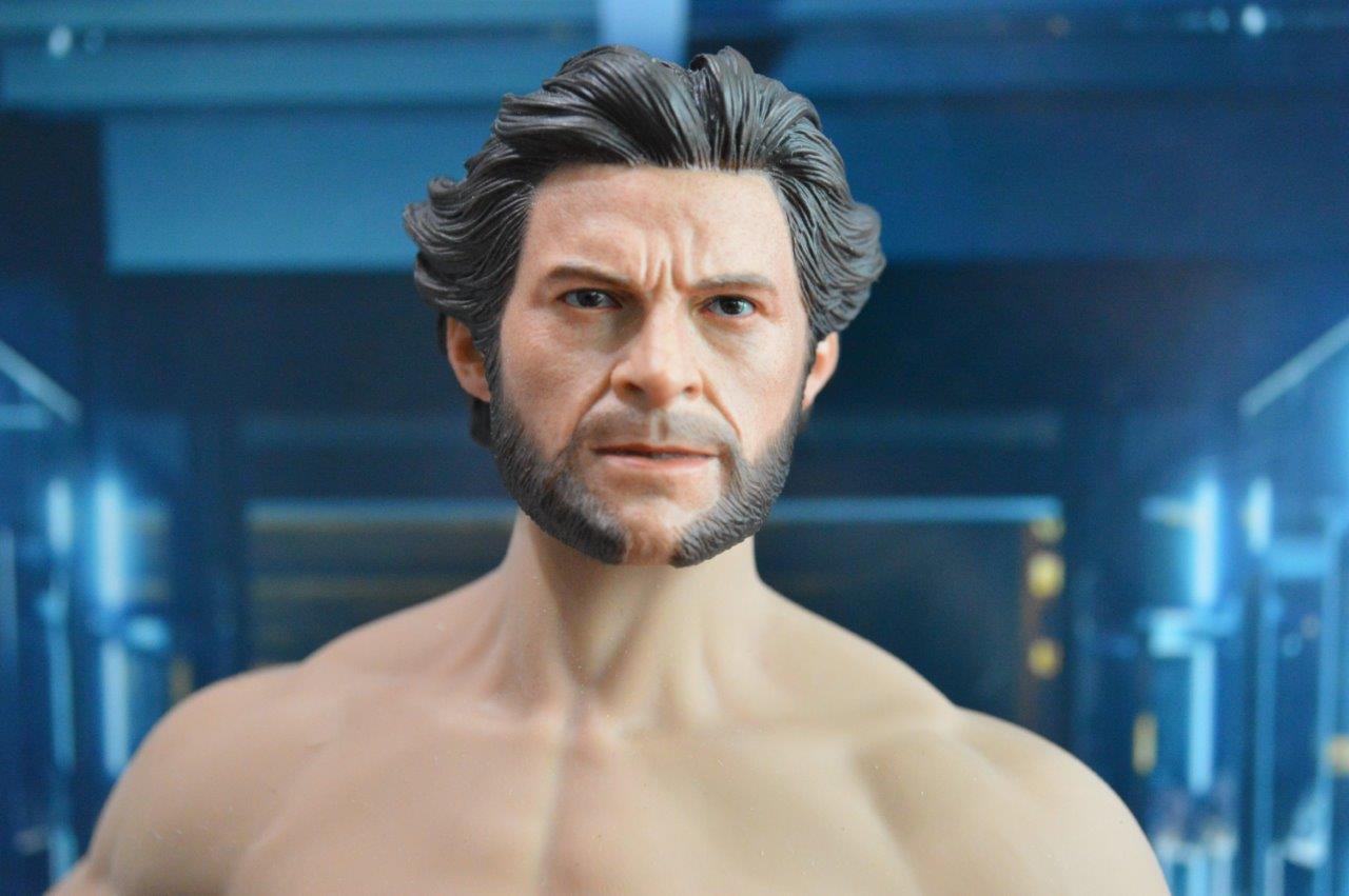 Figura Wolfman Origen marca EM Custom Studios escala 1/6