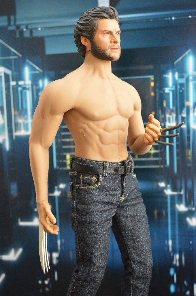 Figura Wolfman Origen marca EM Custom Studios escala 1/6