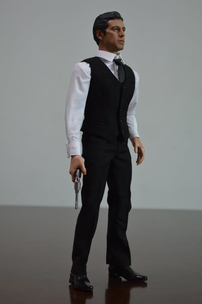 Figura Mob Boss marca EM Custom Studios escala 1/6