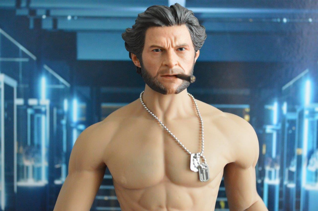 Figura Wolfman Origen marca EM Custom Studios escala 1/6