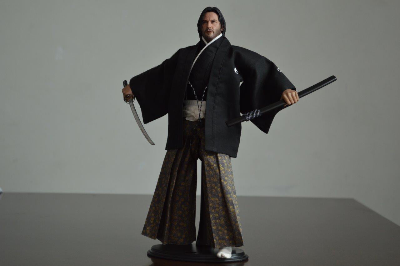 Figura Ronin marca EM Custom Studios escala 1/6