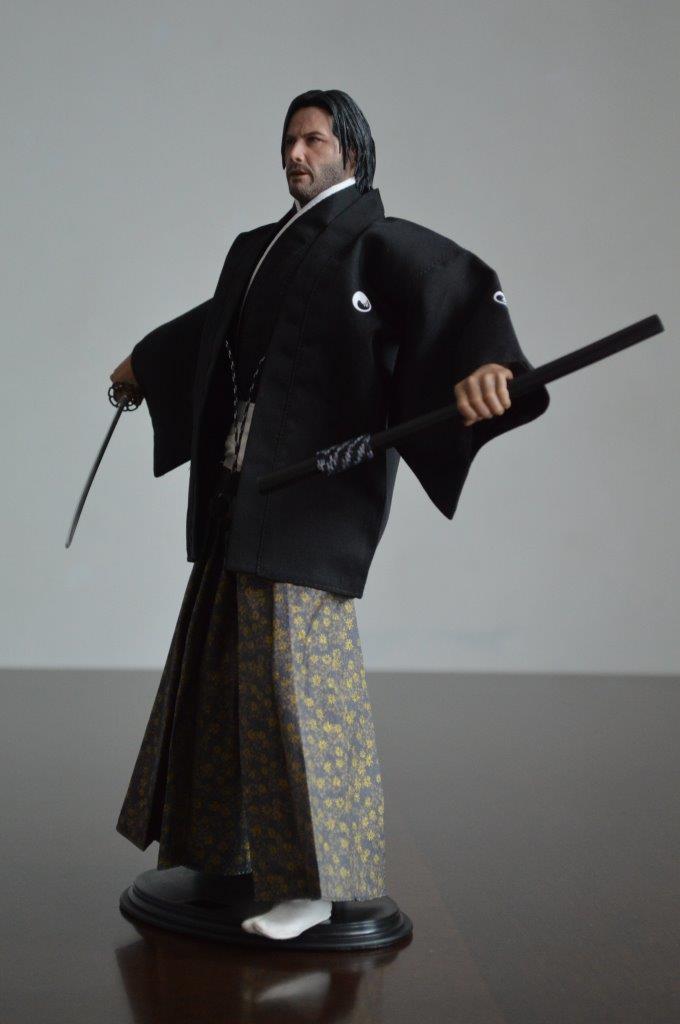 Figura Ronin marca EM Custom Studios escala 1/6